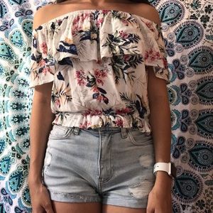 American Eagle off the shoulder